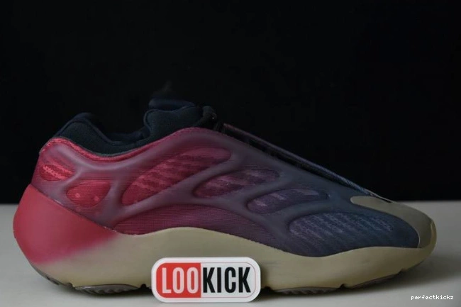 V3 Fade Yeezy GW1814 Adidas 700 Carbon 0808